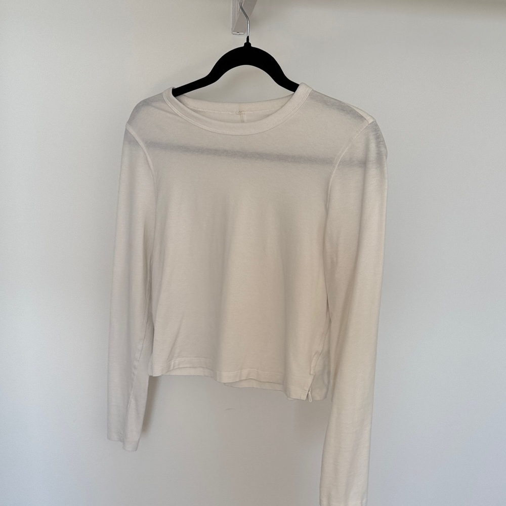 lululemon athletica Off-White Long Sleeve Top
